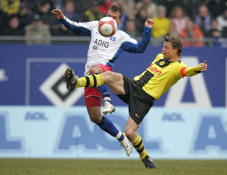 还在进攻端 还在进攻端