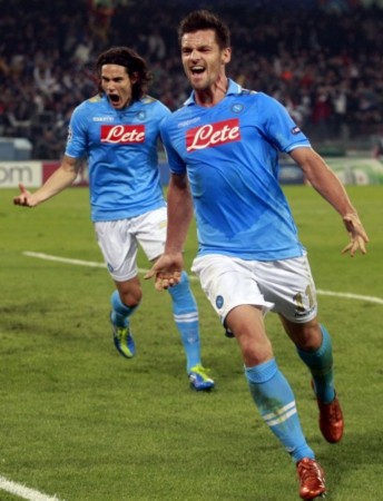 控制在脚下 控制在脚下